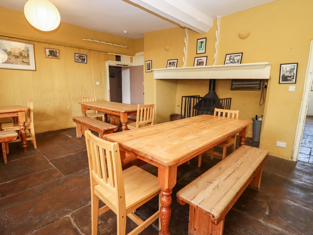 Wick Court Farm