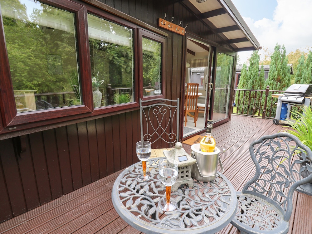 Riverside Rest