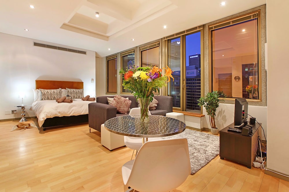 Cape eazi stayz's Cartwright Apartments