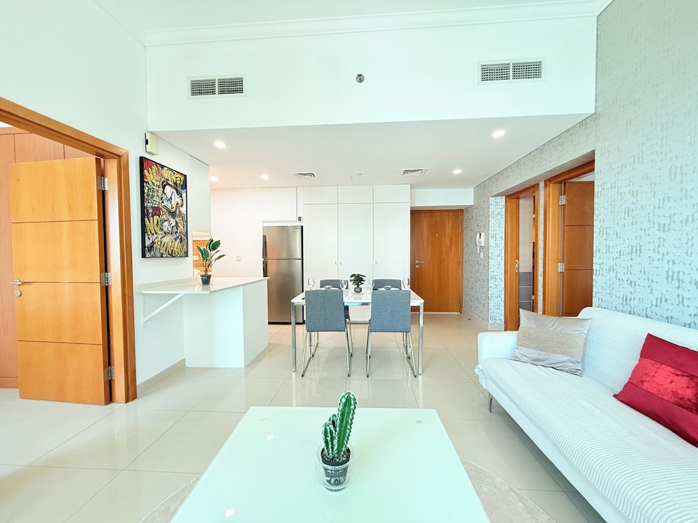 Continental Apartments by CEG Group