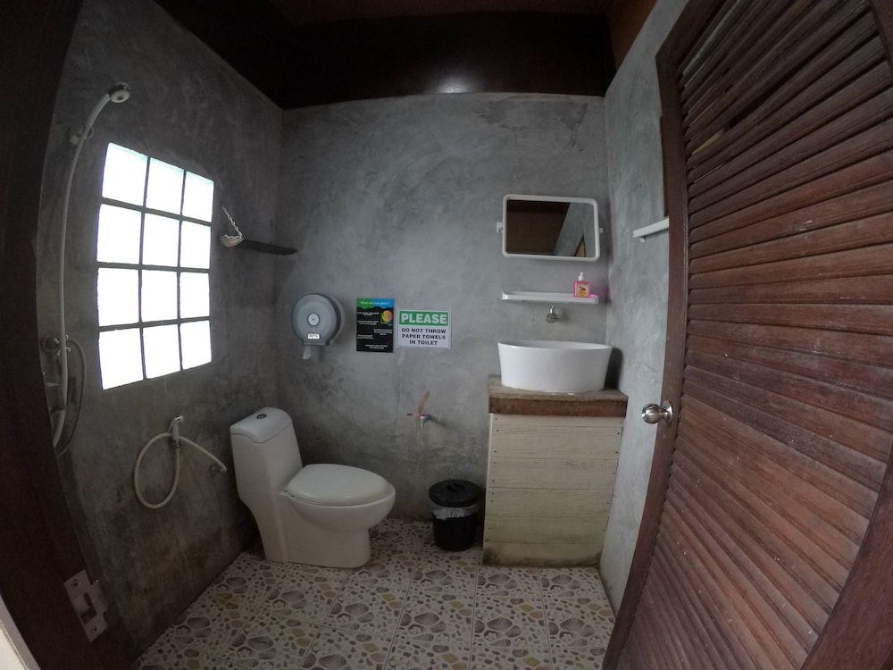 Love Station Hostel