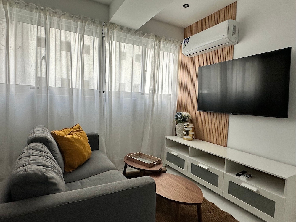 Shalom Residences By YellowKey