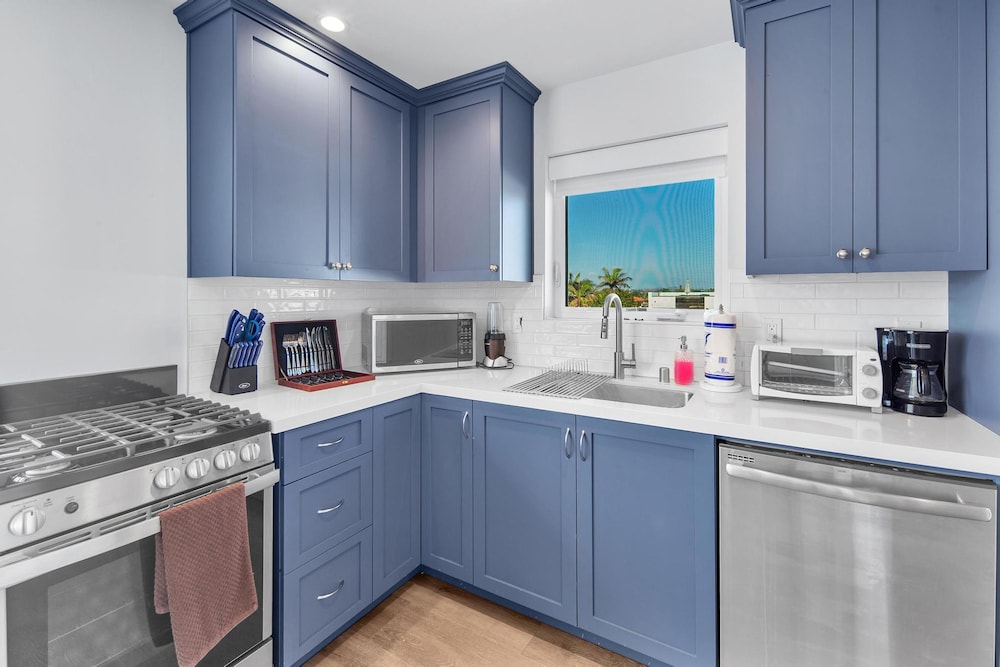 Rent Mission Beach Penthouse Roof Deck