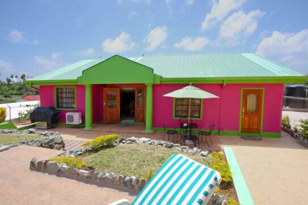 Sheppy's Den Villa