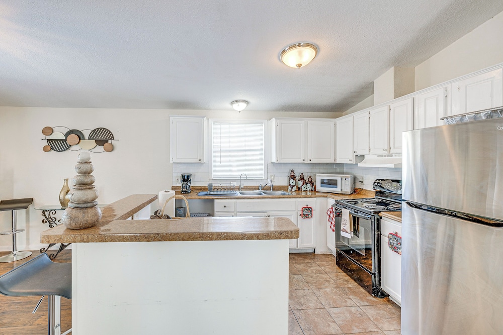 West Palm Beach Home ~ 2 Mi to Downtown!