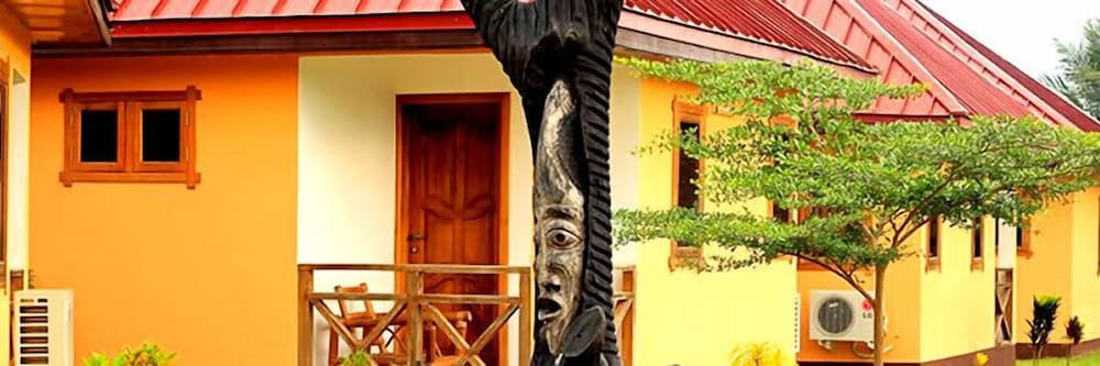 Rainforest Hotel