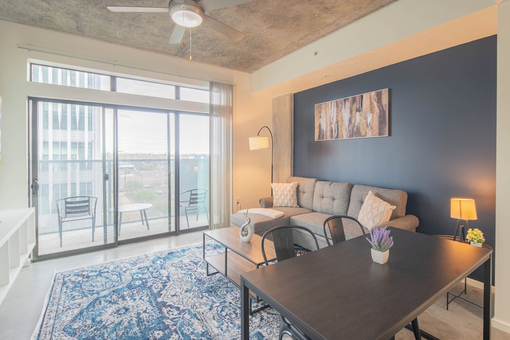 ROVE LIVING/KL - Roosevelt Point