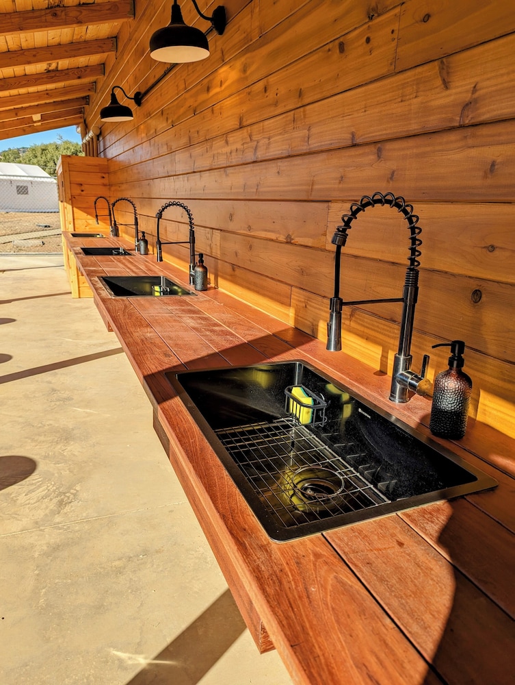 Wildhaven Yosemite Glamping 44