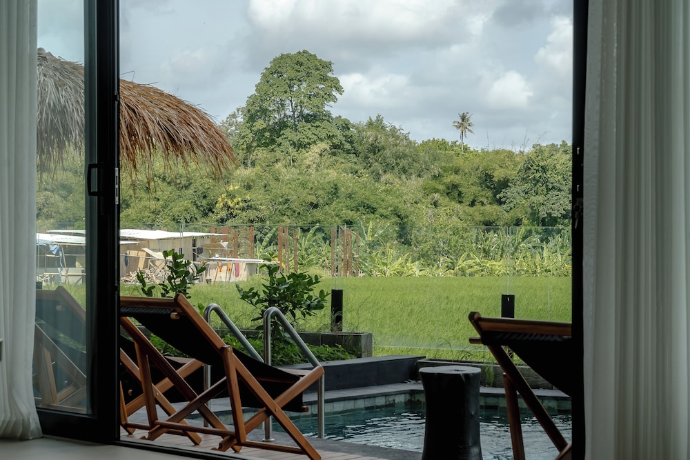 AMO Residences