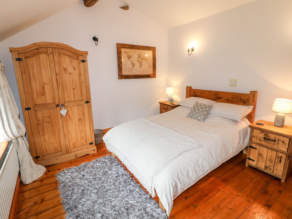 Hallbrook Cottage