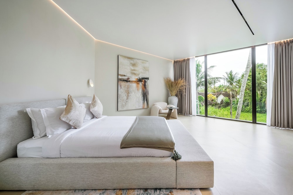 Hidden City Ubud - Modern Villas & Townhouses with Private Pools, Nature Views and Wellness Access