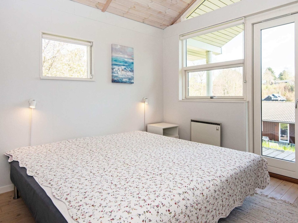 8 Person Holiday Home in Knebel