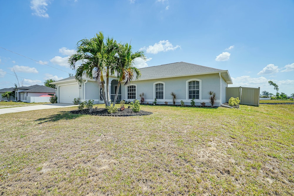 Heated Pool & Patio: Canal-front Cape Coral Home!