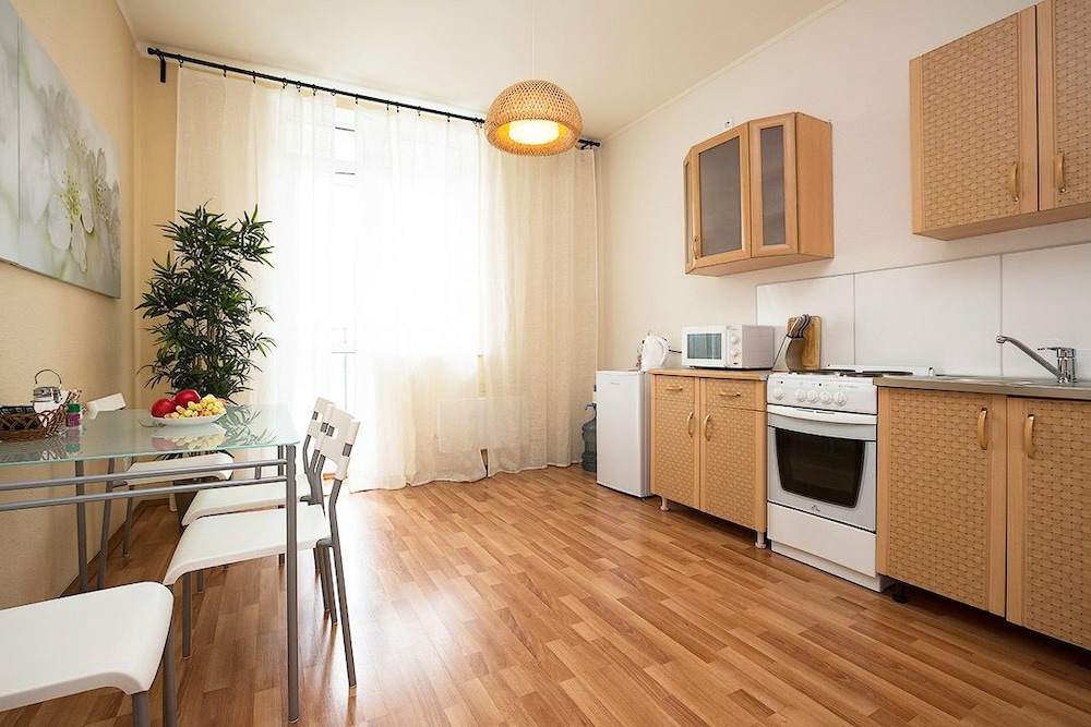 Apartment Etazhydaily Malysheva 4B
