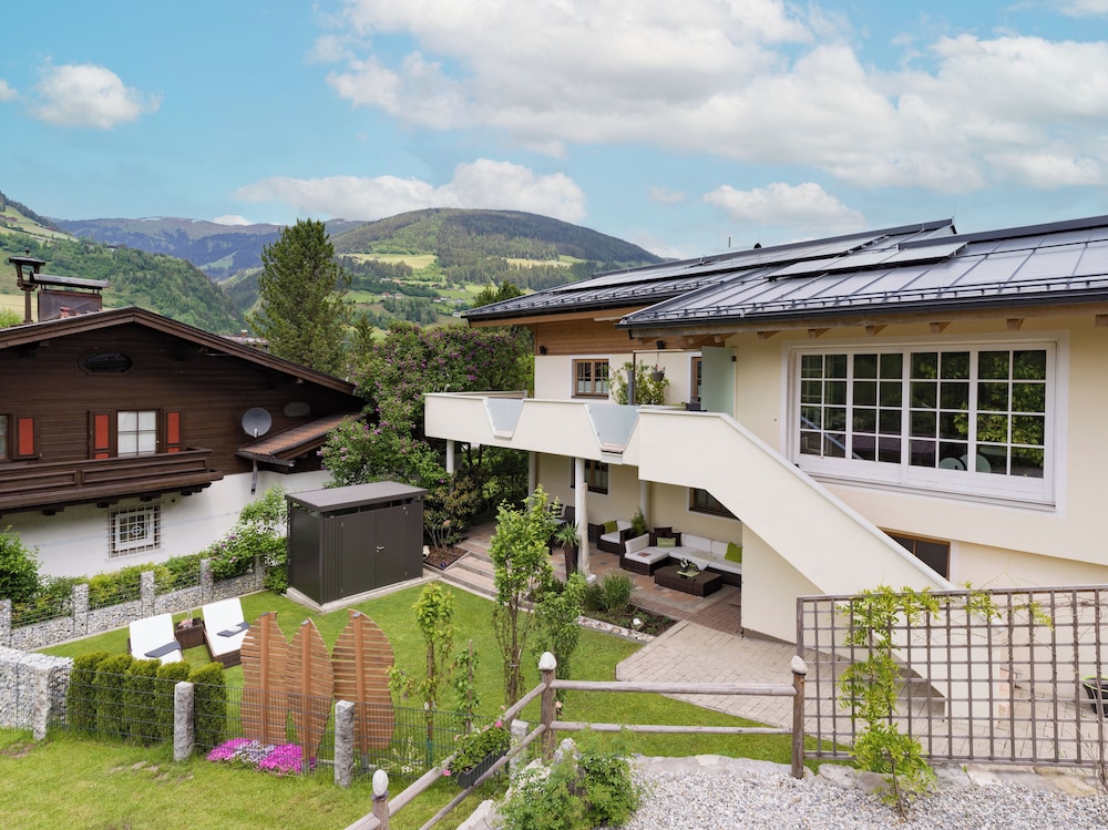 Landhaus Exenberger - Apartment Smaragd