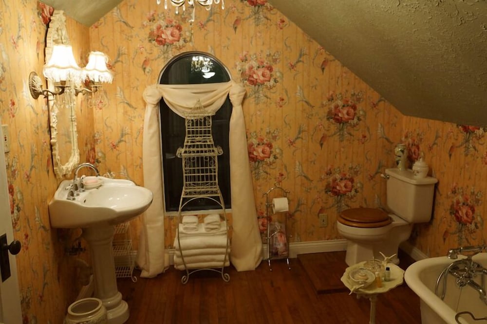 Wyman House Bed and Breakfast