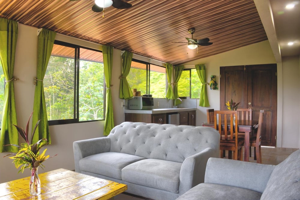 Valley of Dreams Eco Lodge Room