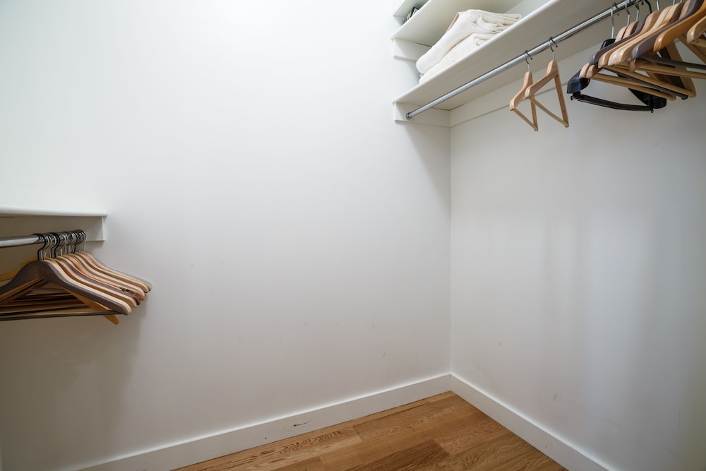 Wall Street Apartment