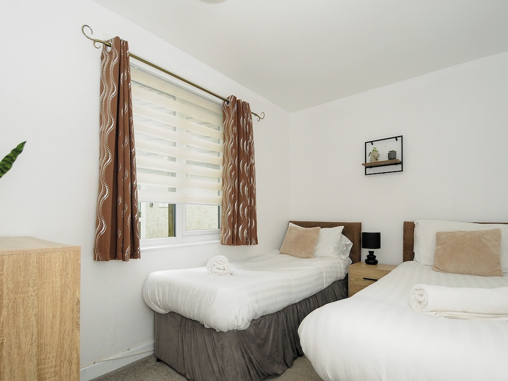 Valley Lodge 20