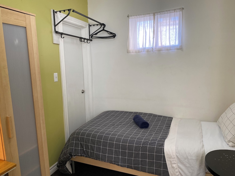 Kaisar Guest House