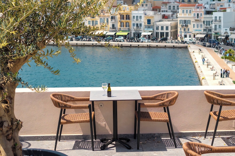 Eclectic Syros