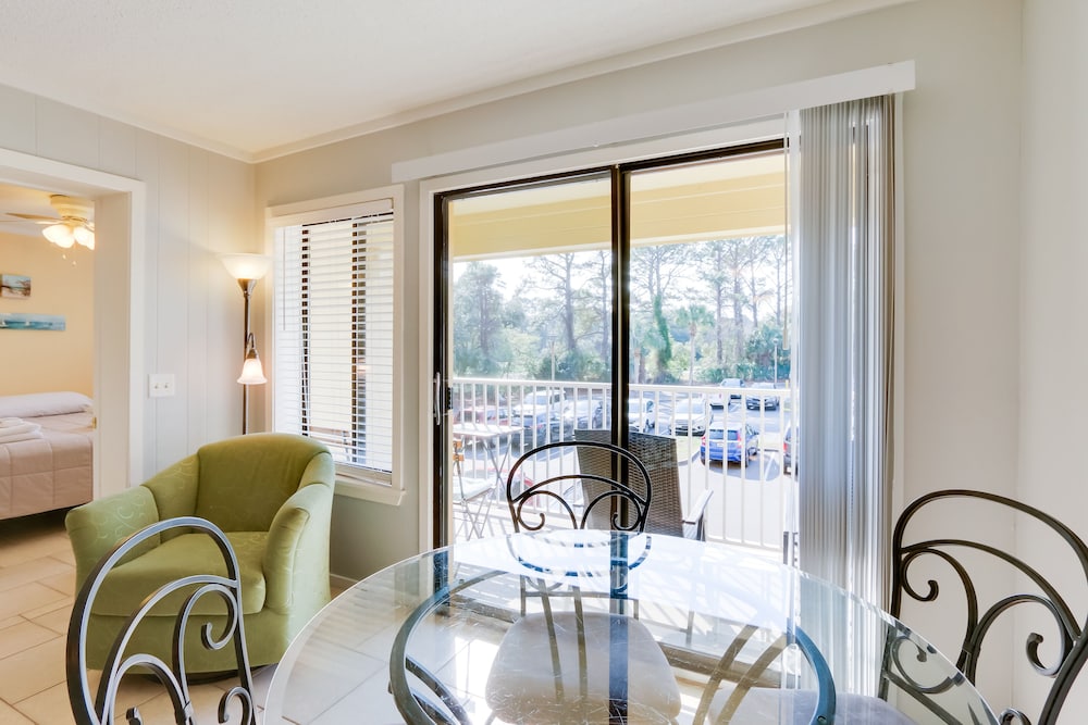 Beachy Getaway w/ Balcony on Hilton Head Island! view 5