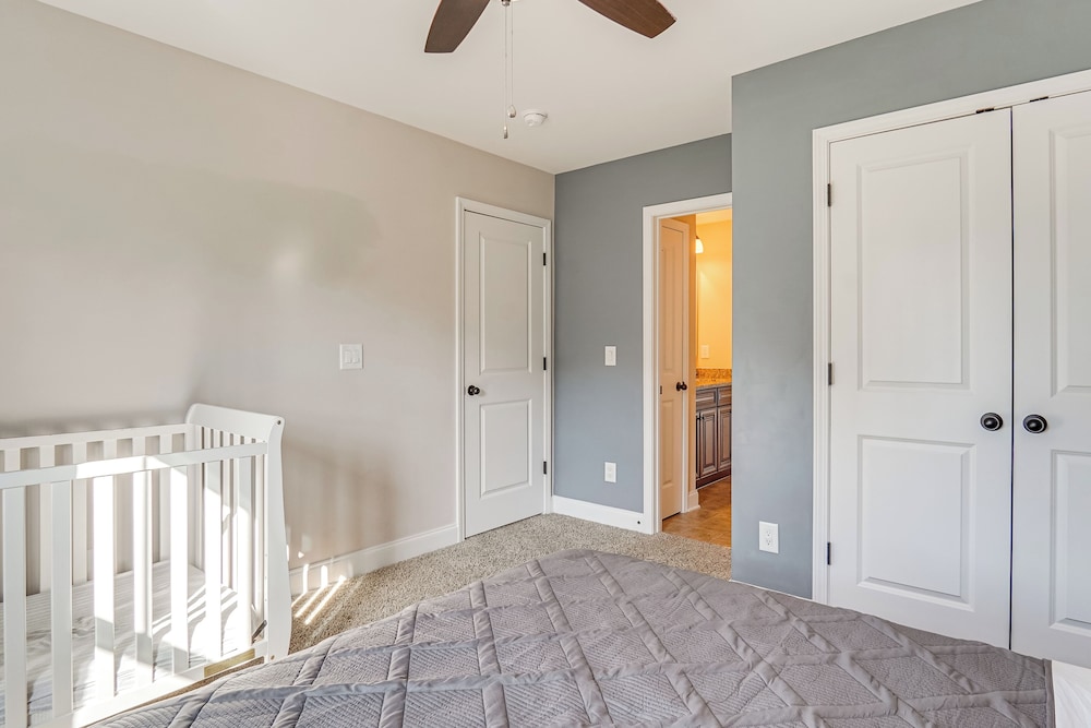 18 Mi to Pinehurst: Quiet + Spacious Family Home!