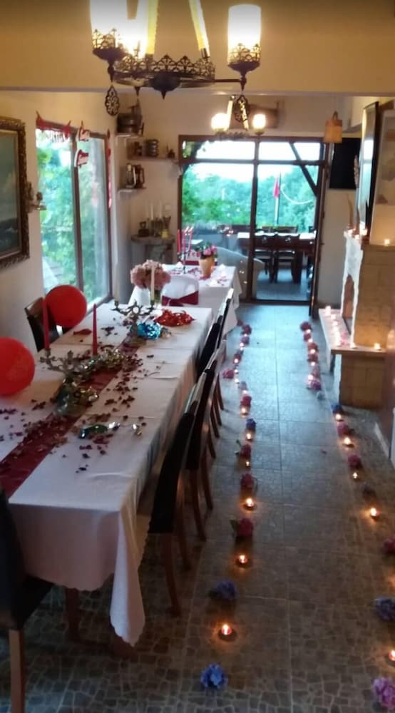 ZİRVE DAĞ EVİ