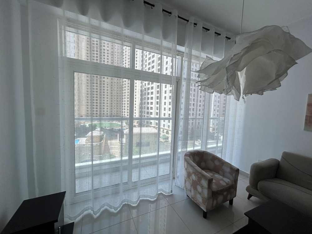 Golden Stay Vacation Continental Tower
