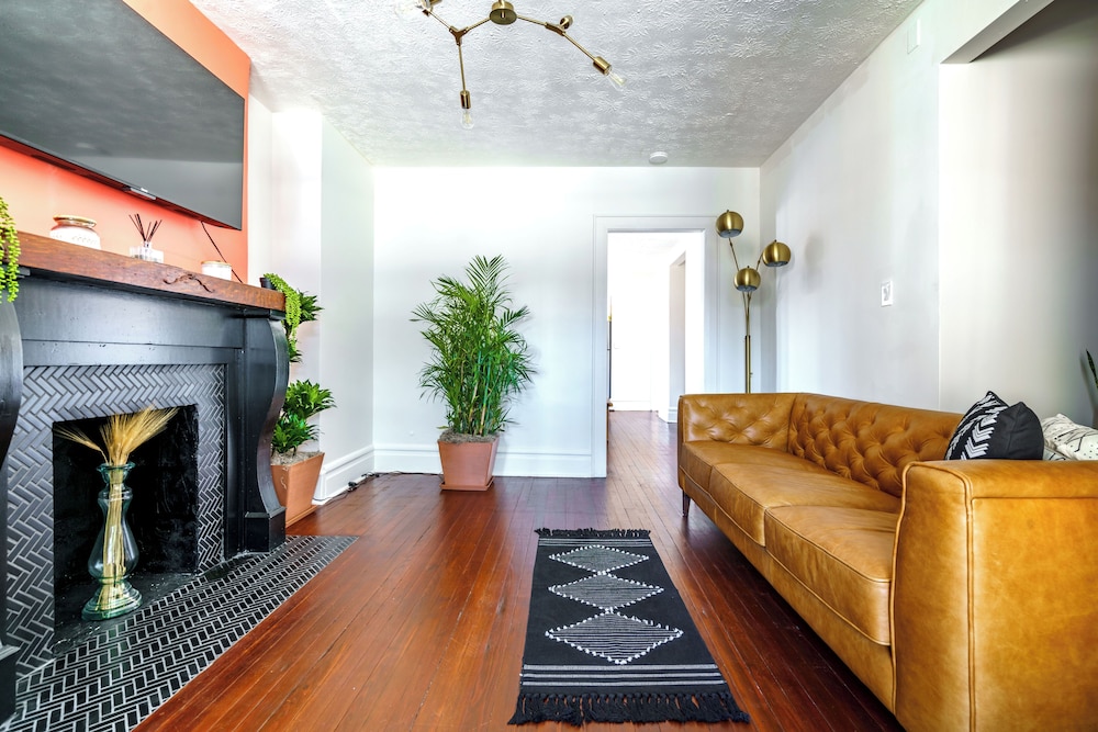 Jungle House Boutique Suites – Short North & Convention Center