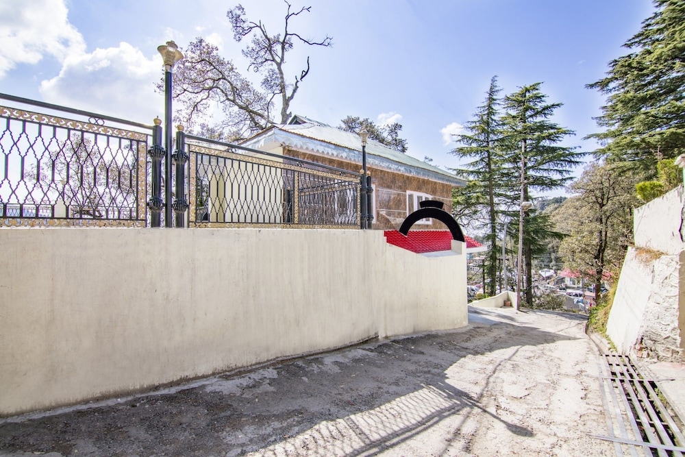 GuestHouser 2 BR Boutique stay 2472