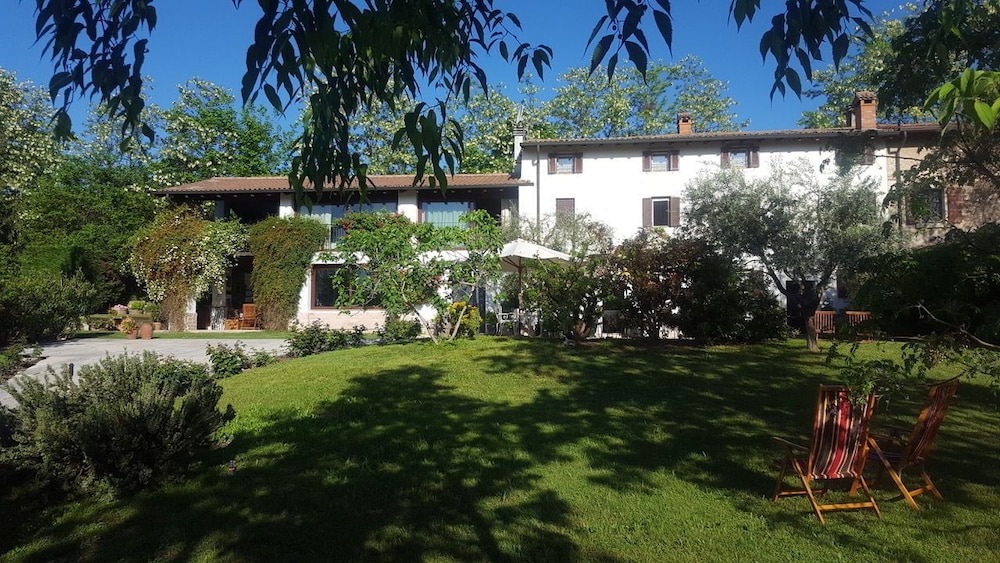 Photo 18