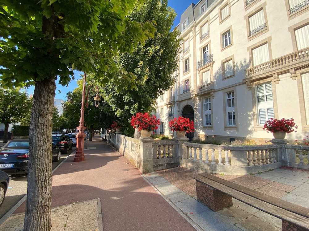 Charming Appartement With Roof Terrace in Vittel
