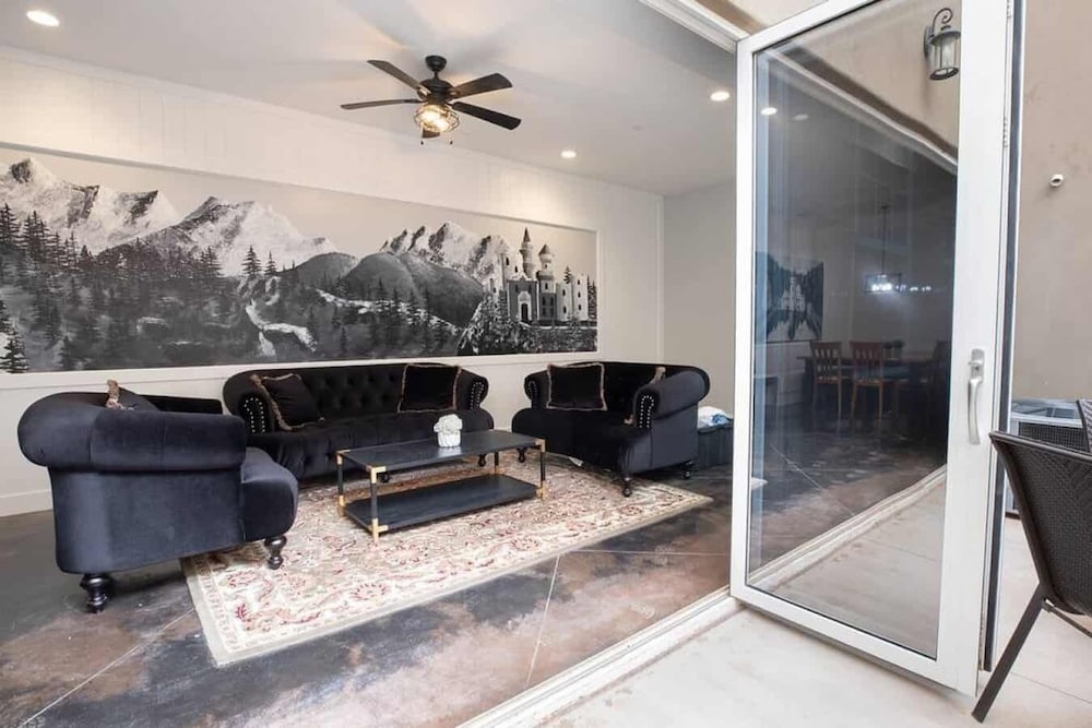 lounge