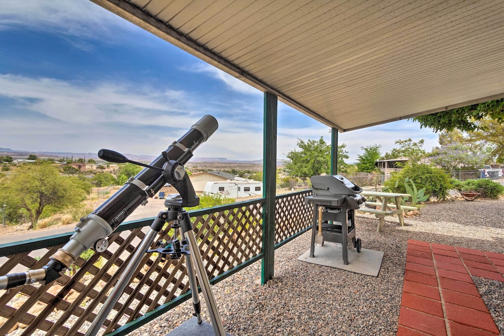 6 Mi to Old Town, Panoramic Views: Cottonwood Gem! view 5