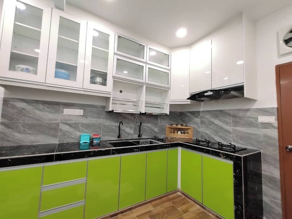 Nur Hartamas Homestayportdickson