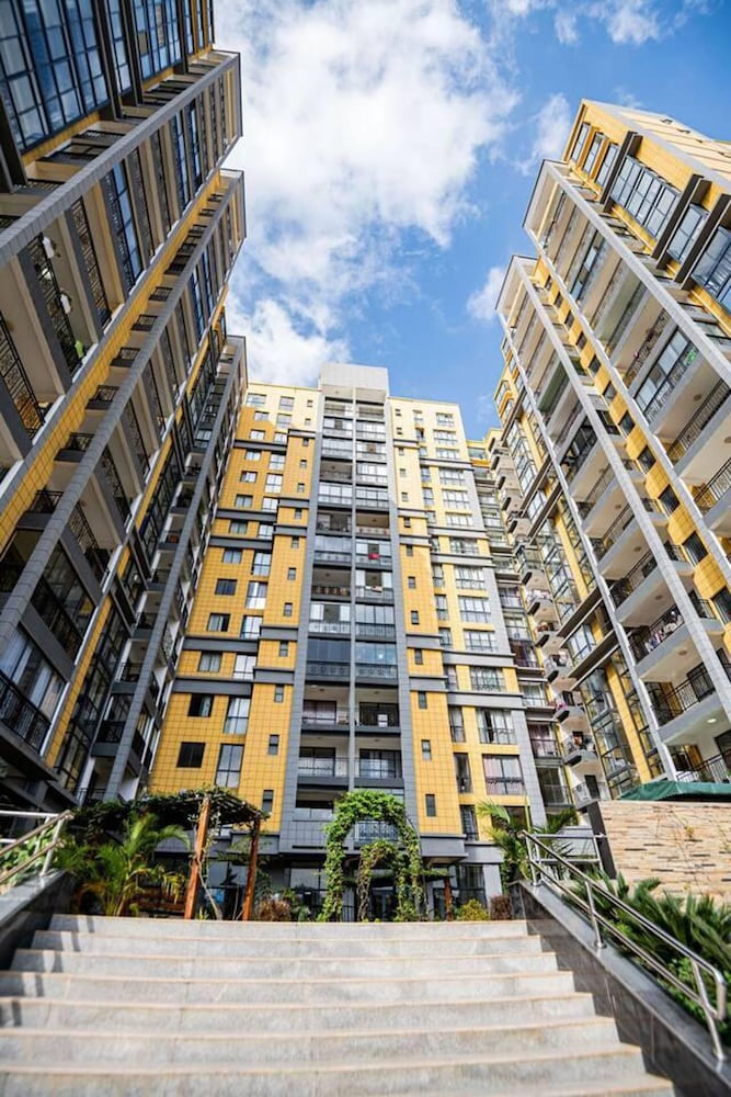 Modern 3-bed Apartment in the Heart of Nairobi view 4