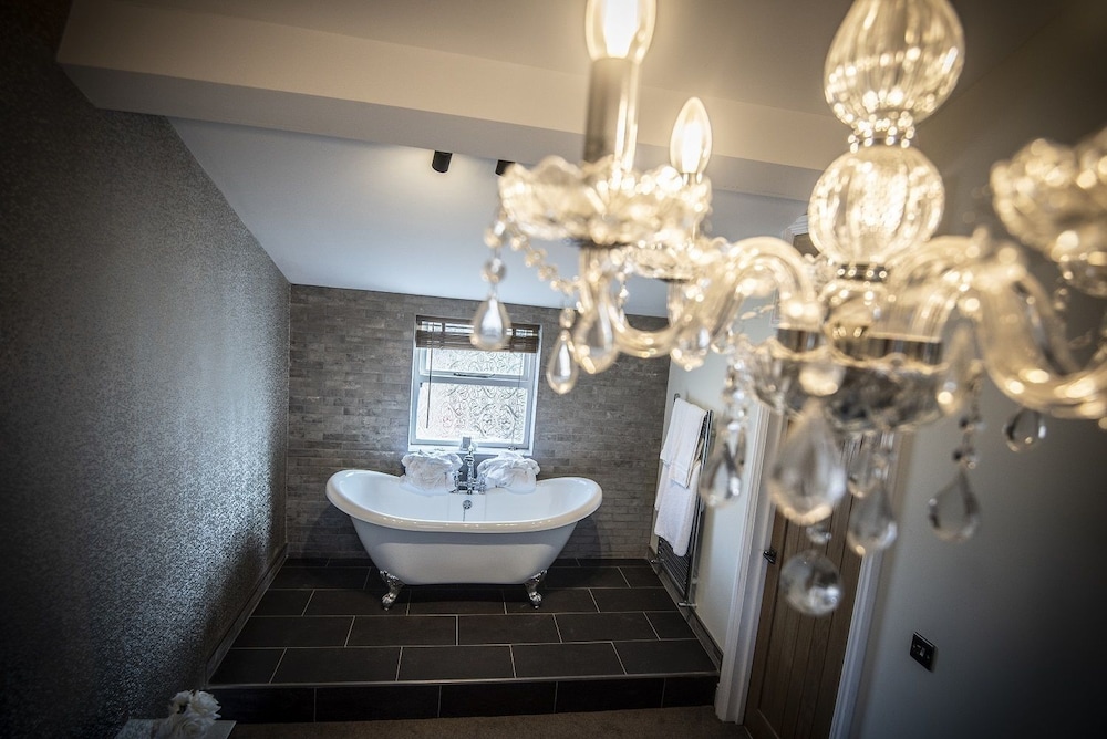 Rotherham Vacations - George Wright Boutique Hotel, Bar  Restaurant. - Property Image 10
