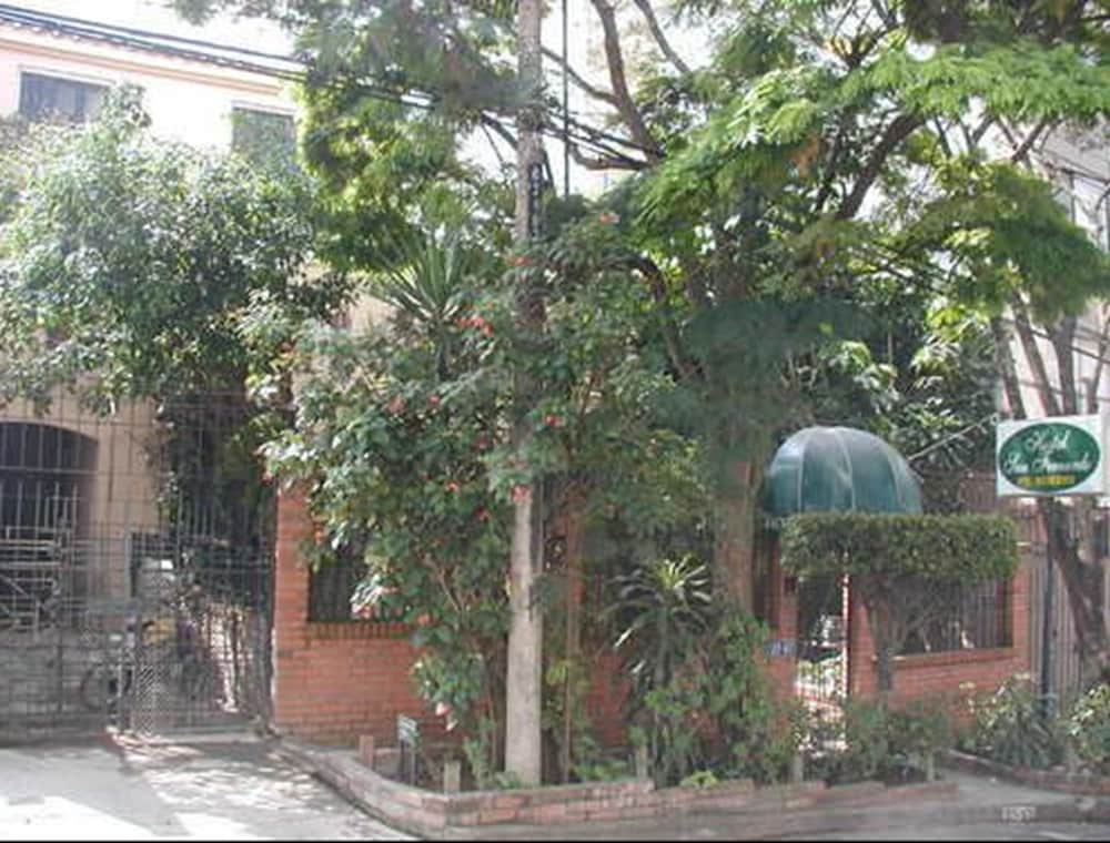 Photo 33