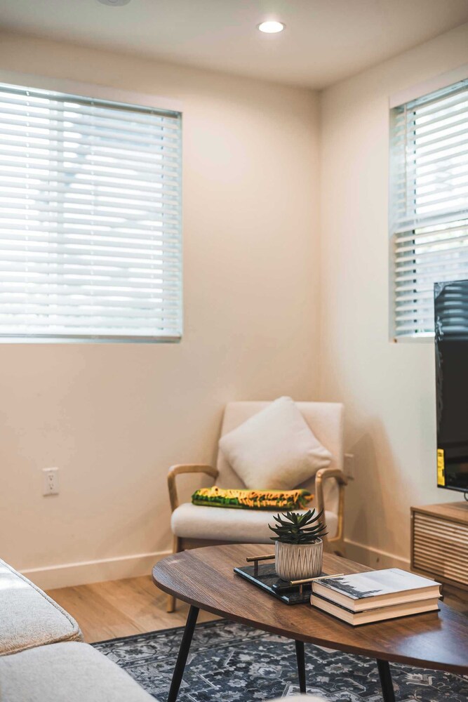 Family Friendly Retreat w Luxury Amenities