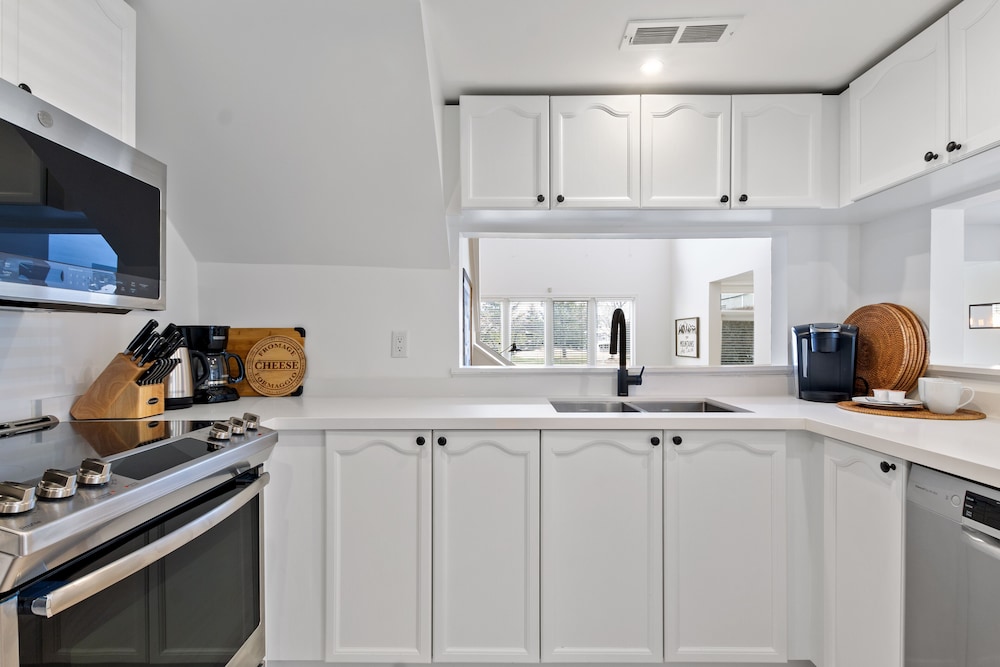 Wintergreen Condos