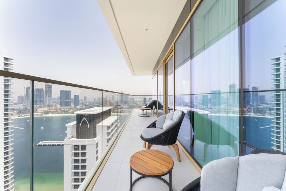 Upscale 2-BR in Grand Bleu by Elie Saab