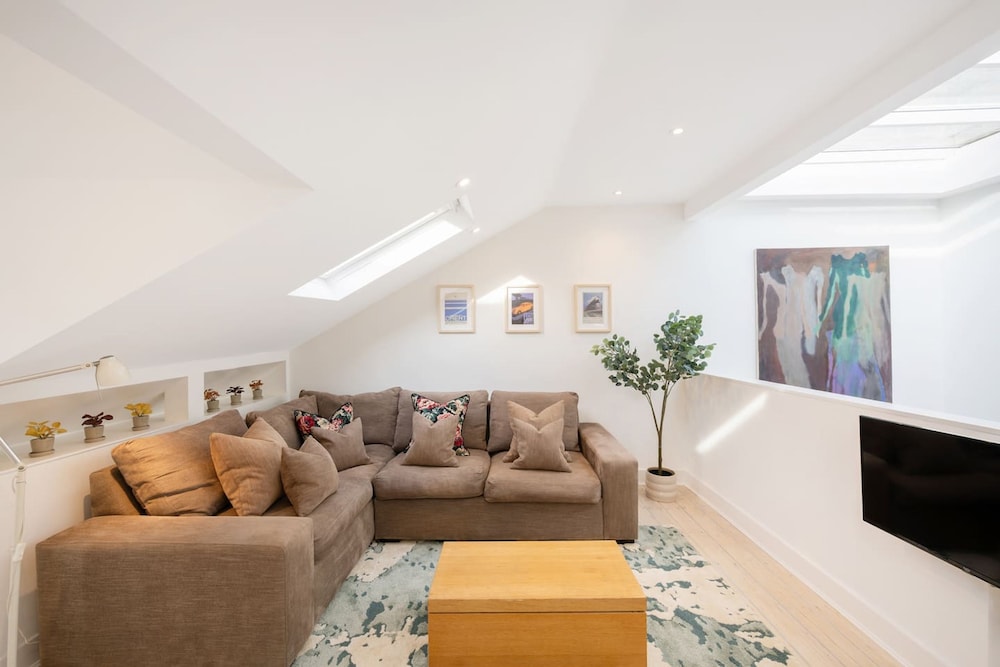 Luxury Penthouse in Maida Vale With Fast Wi-fi