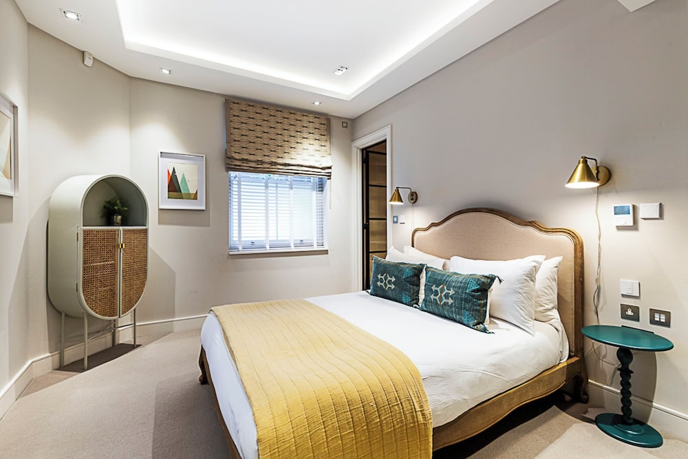 Pepys House: A Modern Touch of History