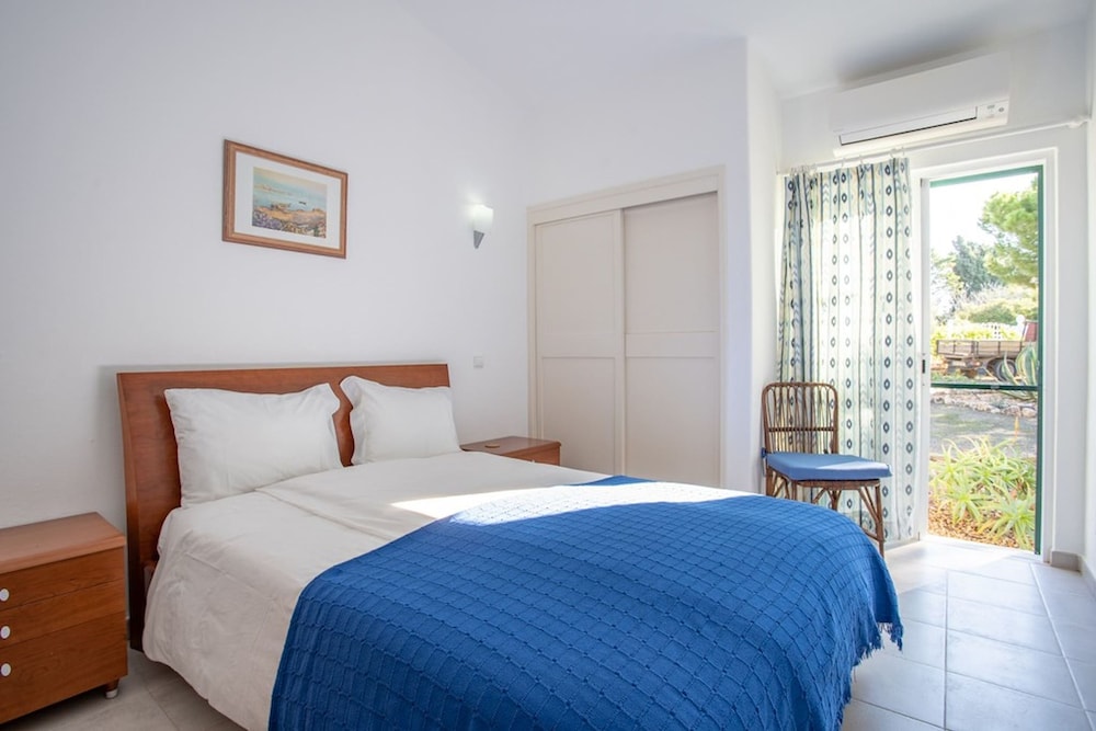 7 Club Atl Ntico Fabulous Five Bedroom Villa WI