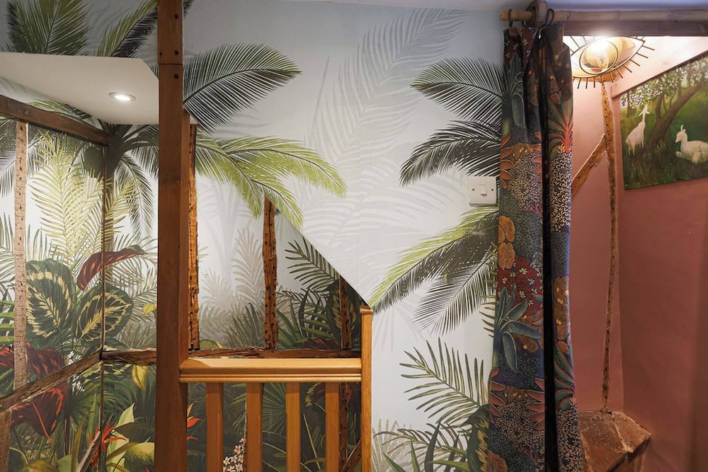 Artists Hideaway in Cowfold