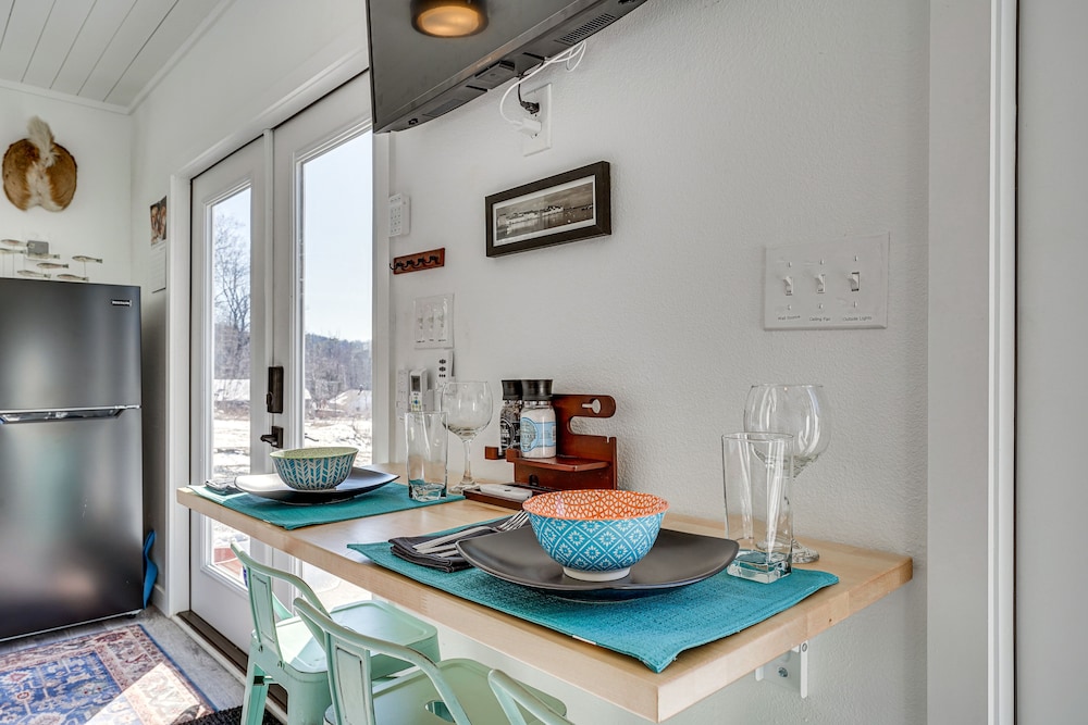 'zen Box' Tranquil Vermont Escape w/ Lake Views! view 2