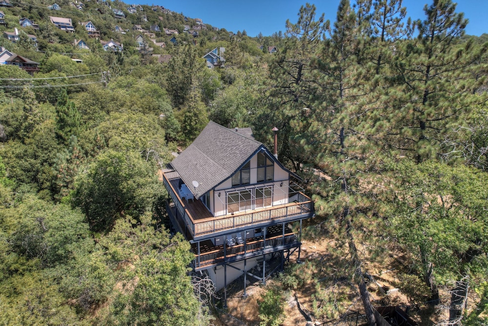 Casa Del Lago Spacious 4 Story Gated Home