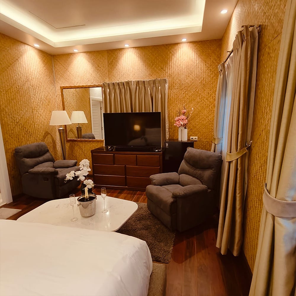 Varaya Resort