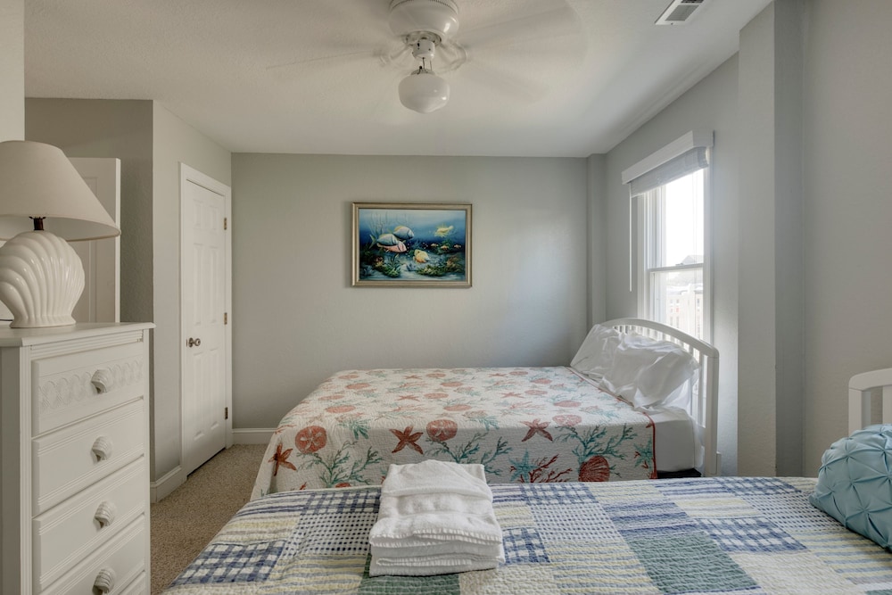 Atlantic Watch Pool Hot Tub Game Room Unobstructed Ocean View